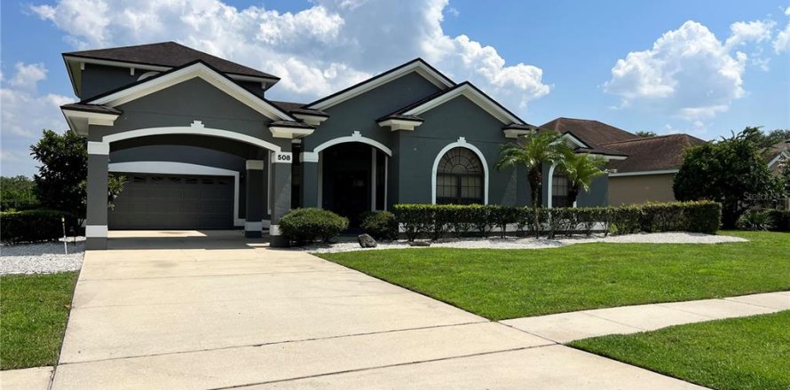 Casa en Apopka, Florida 5 dormitorios, 285.77 m2 № 2219573