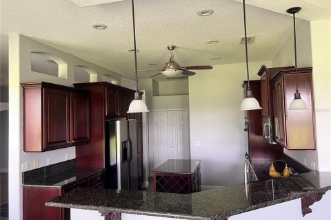 Casa en venta en Apopka, Florida, 5 dormitorios, 285.77 m2 № 2219573 - foto 24