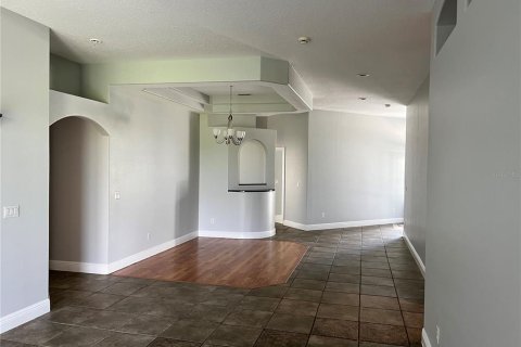Casa en venta en Apopka, Florida, 5 dormitorios, 285.77 m2 № 2219573 - foto 26