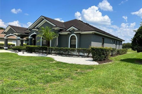 Casa en venta en Apopka, Florida, 5 dormitorios, 285.77 m2 № 2219573 - foto 3