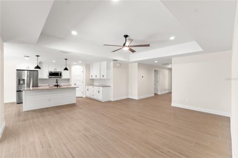 House in Rotonda, Florida 3 bedrooms, 162.76 sq.m. № 1042614 - photo 4