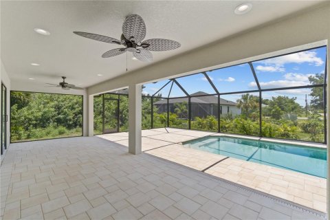 House in Rotonda, Florida 3 bedrooms, 162.76 sq.m. № 1042614 - photo 23