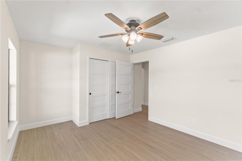 House in Rotonda, Florida 3 bedrooms, 162.76 sq.m. № 1042614 - photo 14