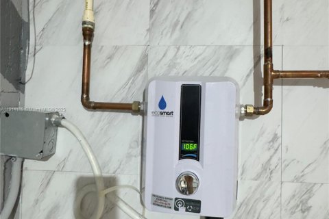 Купить виллу или дом в Холливуд, Флорида 3 спальни, 137.4м2, № 1971682 - фото 25