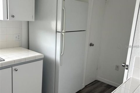 Touwnhouse à louer à Bradenton, Floride: 2 chambres, 125.42 m2 № 2406571 - photo 6