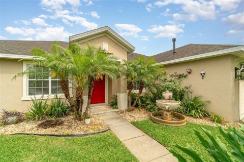 House in DeLand, Florida 3 bedrooms, 183.76 sq.m. № 1688250 - photo 6