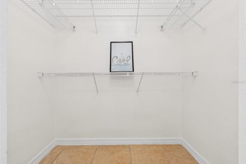 Купить виллу или дом в Киссимми, Флорида 8 комнат, 199.55м2, № 2238938 - фото 14
