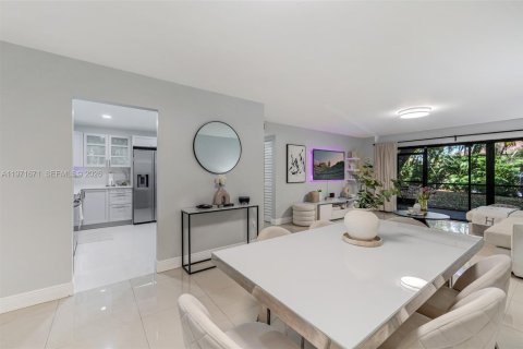 Copropriété à vendre à Miami, Floride: 2 chambres, 119.57 m2 № 2041850 - photo 21