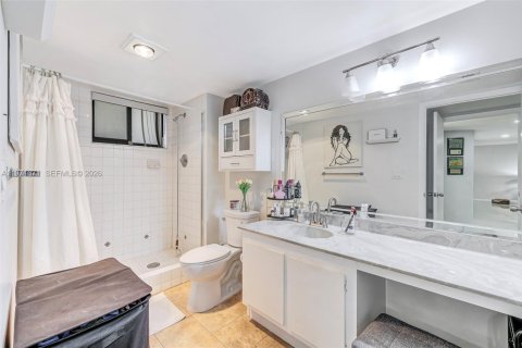 Copropriété à vendre à Miami, Floride: 2 chambres, 119.57 m2 № 2041850 - photo 16