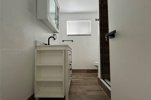 Casa en alquiler en Plantation, Florida, 3 dormitorios, 167.22 m2 № 1948040 - foto 10