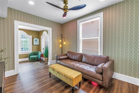 Condo in Sarasota, Florida, 1 bedroom  № 1747711 - photo 12