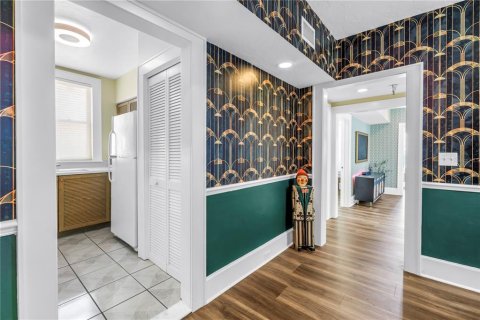Condo in Sarasota, Florida, 1 bedroom  № 1747711 - photo 4