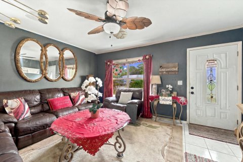 Villa ou maison à vendre à Port St. Lucie, Floride: 2 chambres, 115.94 m2 № 2431333 - photo 8