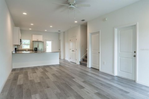 Villa ou maison à louer à Orlando, Floride: 4 chambres, 135.45 m2 № 2437381 - photo 2