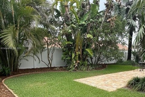 Villa ou maison à louer à Davie, Floride: 3 chambres, 112.32 m2 № 1957013 - photo 11