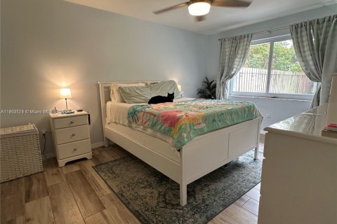 Villa ou maison à louer à Davie, Floride: 3 chambres, 112.32 m2 № 1957013 - photo 8