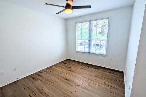 Copropriété à louer à Sarasota, Floride: 2 chambres, 99.31 m2 № 2109495 - photo 13