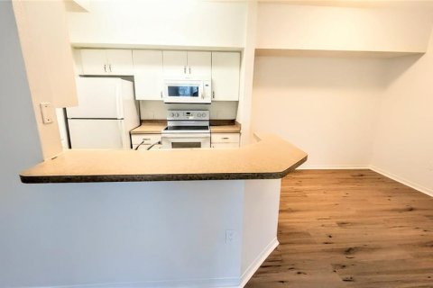 Copropriété à louer à Sarasota, Floride: 2 chambres, 99.31 m2 № 2109495 - photo 6