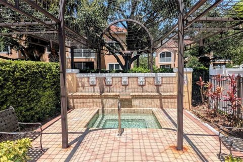 Copropriété à louer à Sarasota, Floride: 2 chambres, 99.31 m2 № 2109495 - photo 24