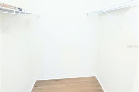 Copropriété à louer à Sarasota, Floride: 2 chambres, 99.31 m2 № 2109495 - photo 4