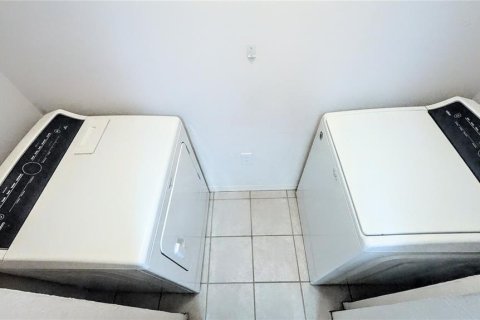Copropriété à louer à Sarasota, Floride: 2 chambres, 99.31 m2 № 2109495 - photo 20