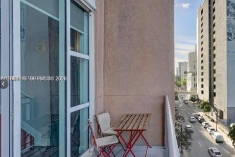 Copropriété à vendre à Miami, Floride: 1 chambre, 82.5 m2 № 2046185 - photo 27