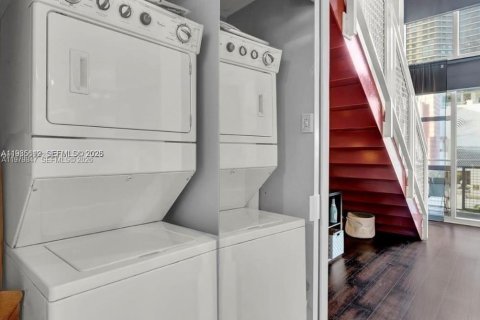 Copropriété à vendre à Miami, Floride: 1 chambre, 82.5 m2 № 2046185 - photo 16