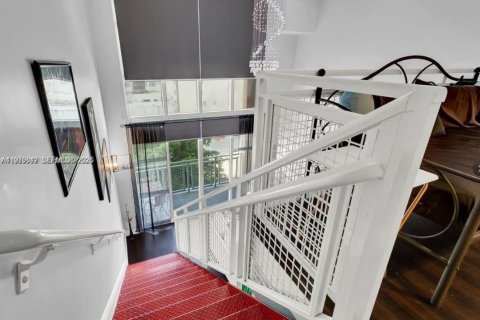 Copropriété à vendre à Miami, Floride: 1 chambre, 82.5 m2 № 2046185 - photo 25
