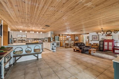 Villa ou maison à vendre à Webster, Floride: 3 chambres, 305.28 m2 № 2230090 - photo 13