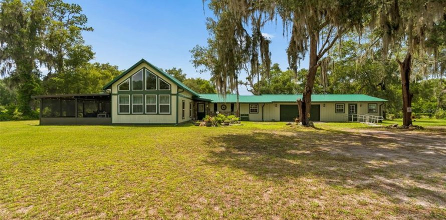 Villa ou maison à Webster, Floride 3 chambres, 305.28 m2 № 2230090