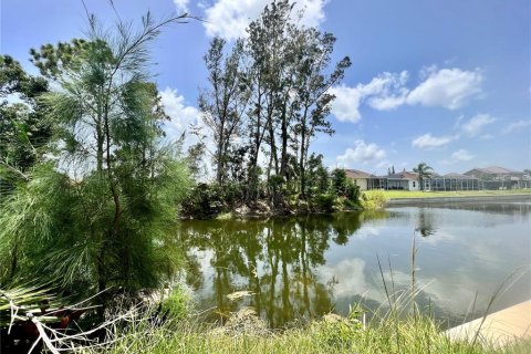 Terreno en venta en Cape Coral, Florida № 1386572 - foto 1