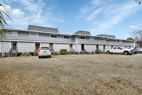 Купить кондоминиум в Деланд, Флорида 9 комнат, 123.56м2, № 1524032 - фото 6