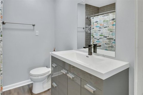 Купить кондоминиум в Деланд, Флорида 9 комнат, 123.56м2, № 1524032 - фото 23