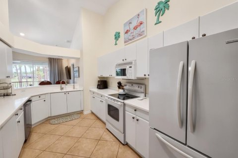 Снять в аренду квартиру в Нейплс, Флорида 3 спальни, 152.36м2, № 2101442 - фото 2