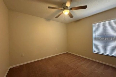 Apartment in Eustis, Florida 3 bedrooms, 108.79 sq.m. № 2236733 - photo 7
