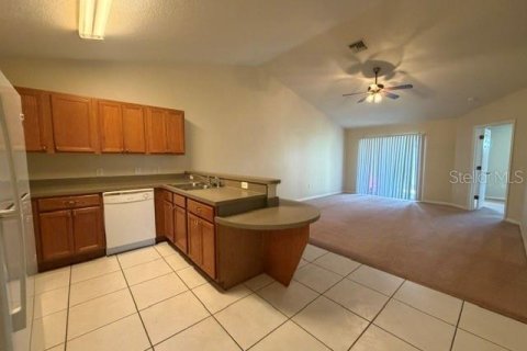Apartment in Eustis, Florida 3 bedrooms, 108.79 sq.m. № 2236733 - photo 3