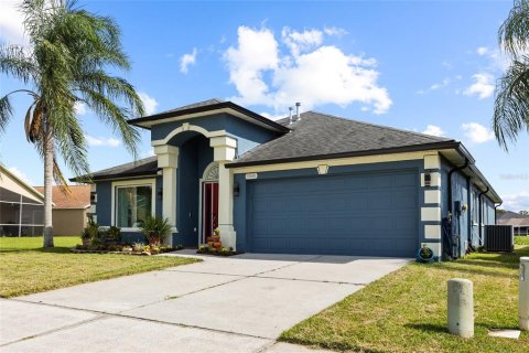 Villa ou maison à vendre à Land O' Lakes, Floride: 4 chambres, 191.75 m2 № 2411700 - photo 6