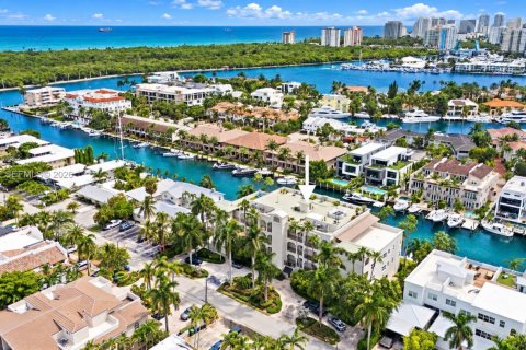 Condo in Fort Lauderdale, Florida, 3 bedrooms  № 2426652 - photo 3