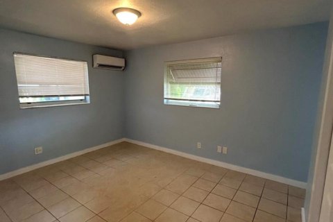 Appartement à louer à Fort Lauderdale, Floride: 1 chambre, 139.45 m2 № 2439262 - photo 7