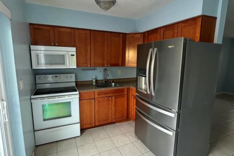Appartement à louer à Fort Lauderdale, Floride: 1 chambre, 139.45 m2 № 2439262 - photo 2