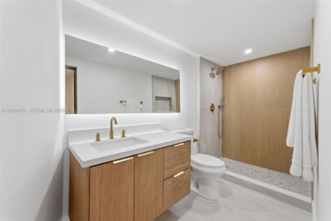 Villa ou maison à vendre à Pinecrest, Floride: 4 chambres № 2068917 - photo 16