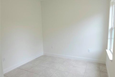 Villa ou maison à louer à Ocala, Floride: 4 chambres, 146.79 m2 № 2418638 - photo 10