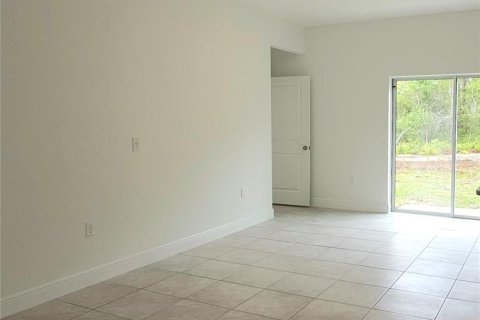 Villa ou maison à louer à Ocala, Floride: 4 chambres, 146.79 m2 № 2418638 - photo 4