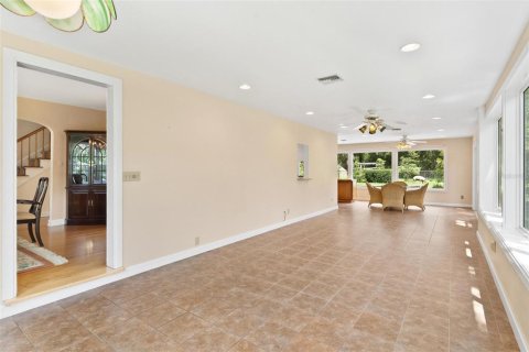 Casa en venta en Leesburg, Florida, 4 dormitorios, 463.21 m2 № 1810410 - foto 10