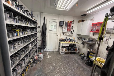 Immobilier commercial à vendre à Sanford, Floride: 1012.45 m2 № 2233891 - photo 19