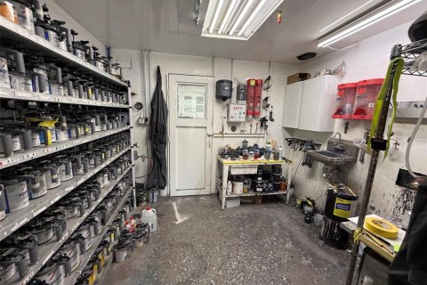 Immobilier commercial à vendre à Sanford, Floride: 1012.45 m2 № 2233891 - photo 21