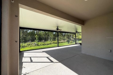 House in Orlando, Florida 4 bedrooms, 198.44 sq.m. № 1913978 - photo 12