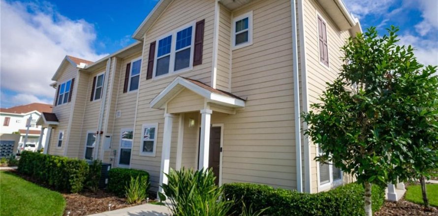 Touwnhouse à Kissimmee, Floride 4 chambres, 157.38 m2 № 1827857