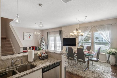 Adosado en venta en Kissimmee, Florida, 4 dormitorios, 157.38 m2 № 1827857 - foto 19