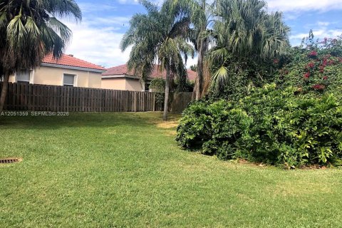 Villa ou maison à vendre à Cutler Bay, Floride: 3 chambres, 130.25 m2 № 2270641 - photo 19